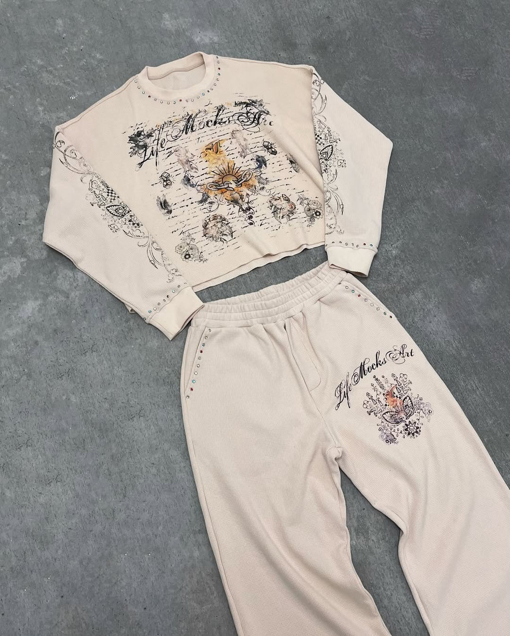 ART ANGELS SUIT