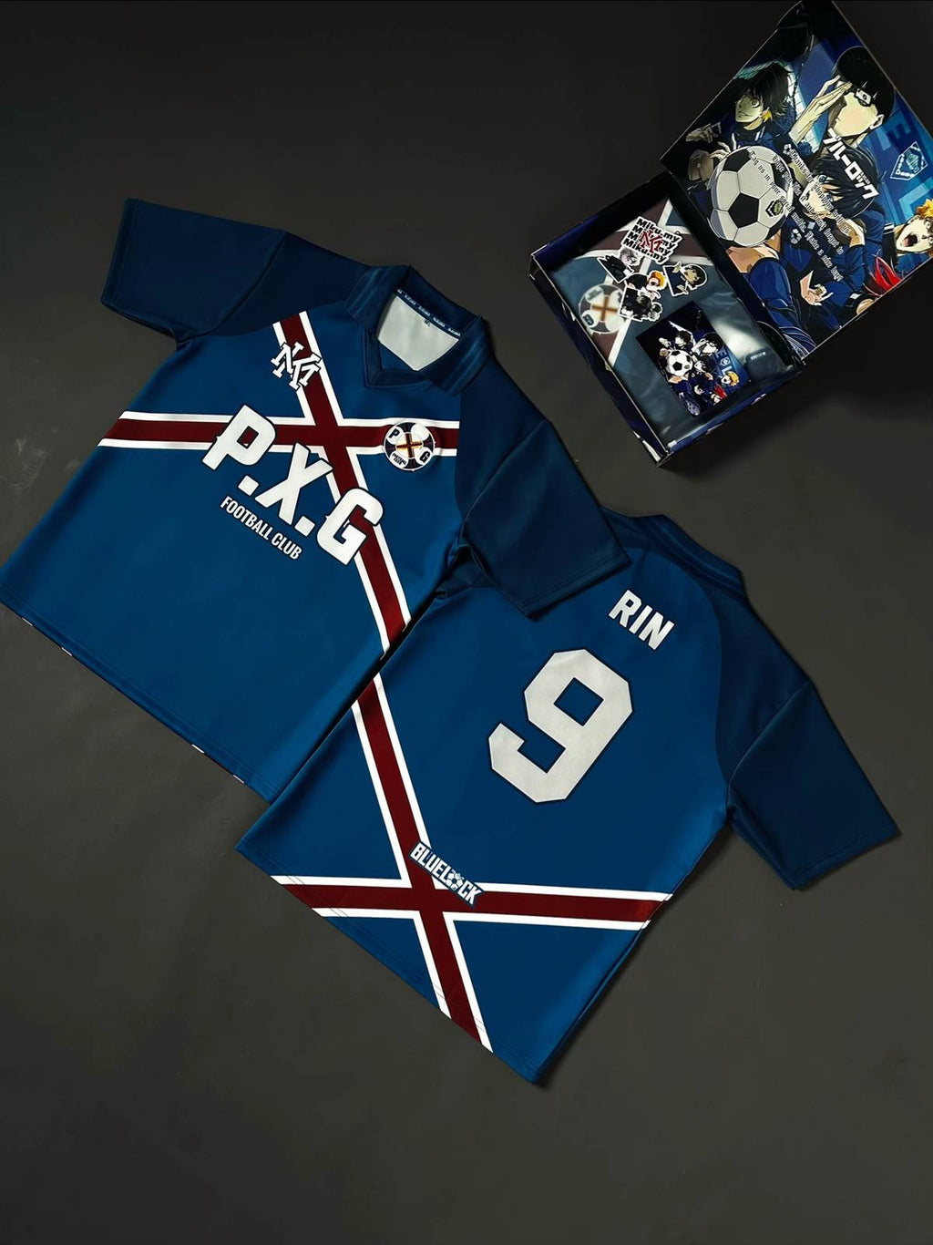 Bluelock football tee