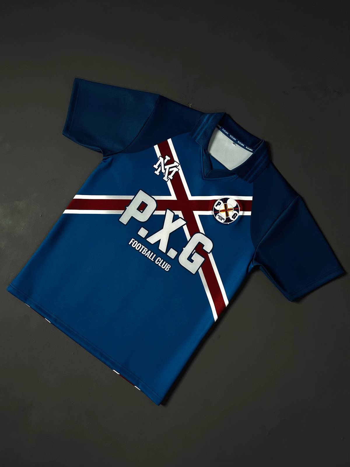 Bluelock football tee