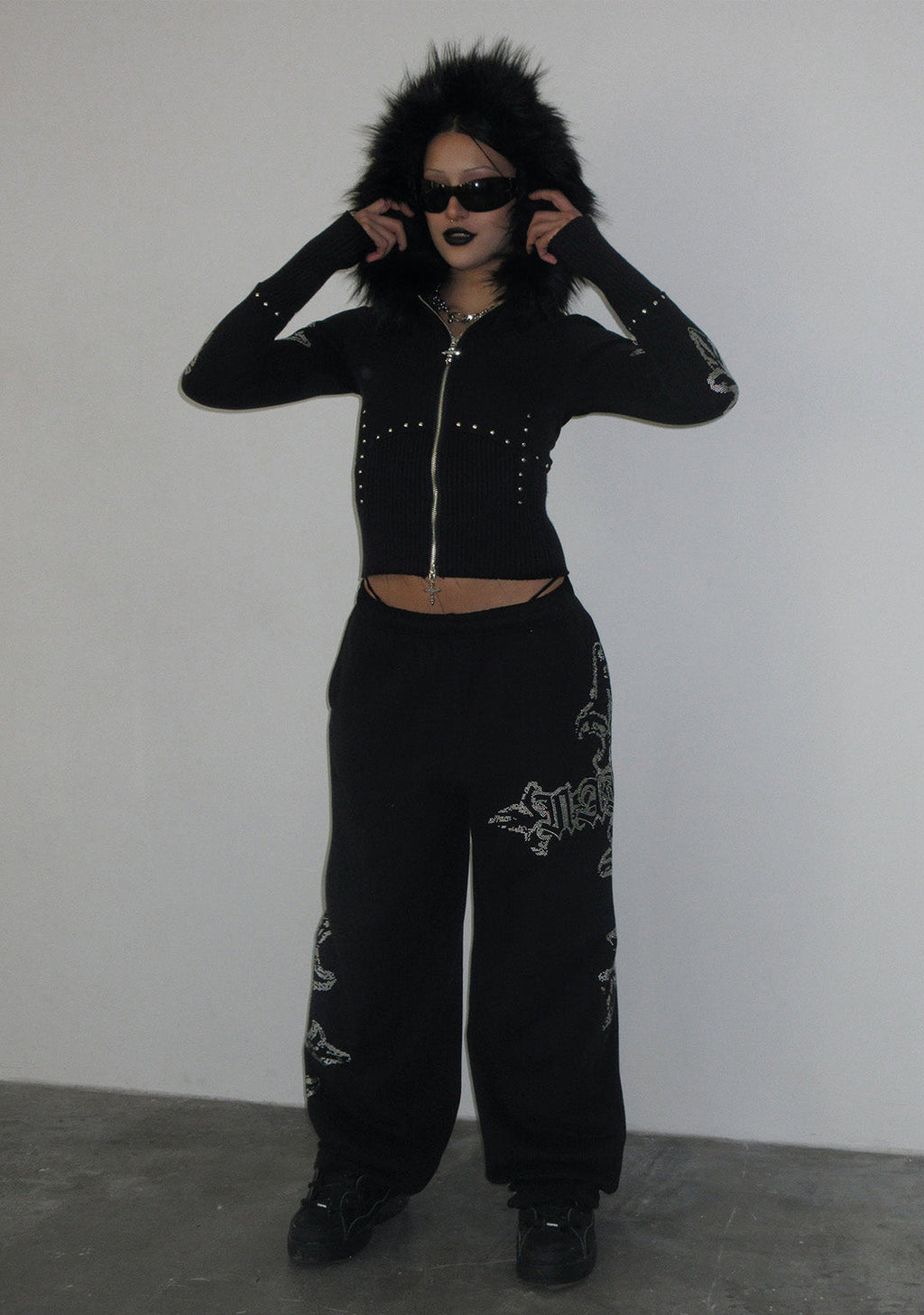 FERAL FAUX FUR FITTED ZIP HOODIE BLACK (DETACHABLE FUR)